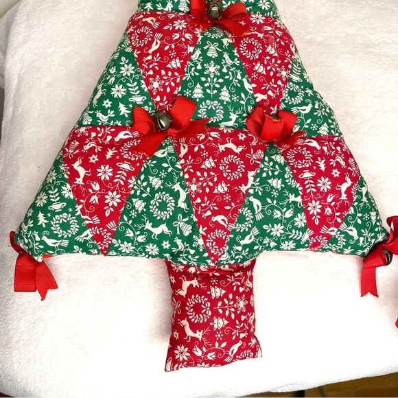 Christmas Tree Quilted Handmade Wall Hanging Decor Holiday Patchwork Pillows - Picture 3 of 14